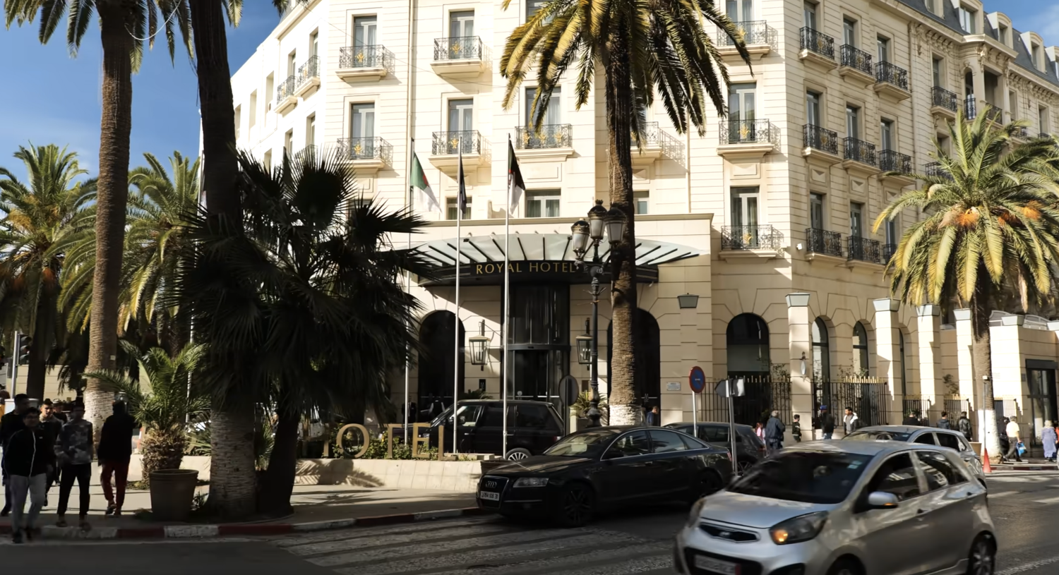 Le boulevard de la Soumman à Oran, en Algérie (Crédit : Direction l'Algérie / Ayadi Productions)