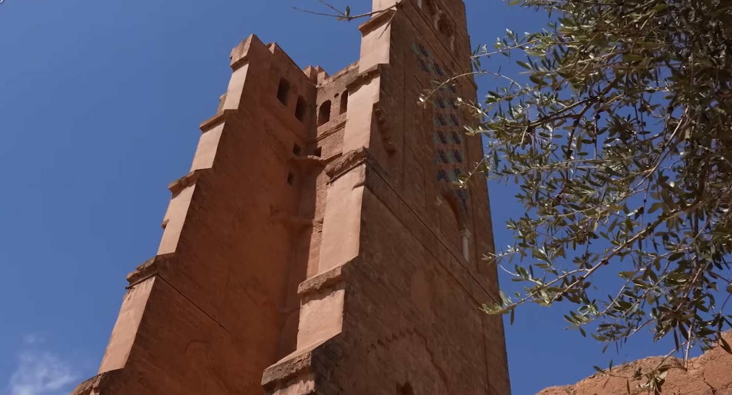 Ruines de la mosquée de la Mansourah à Tlemcen (Crédit photo : Direction l'Algérie, la série documentaire / Ayadi Productions)